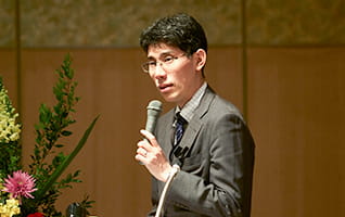 第2部 経済産業省 中小企業庁 事業環境部 財務課長 吉村直泰氏 第2部 経済産業省 中小企業庁 事業環境部 財務課長 吉村直泰氏
